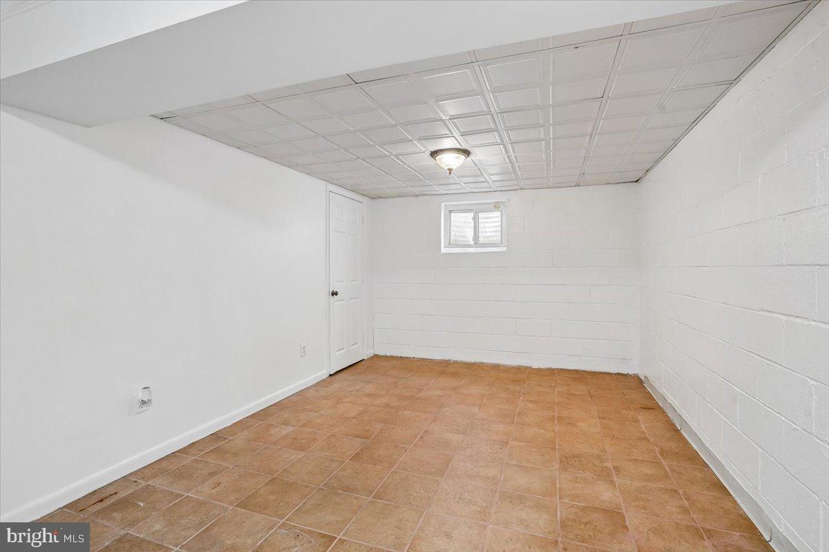 12801 Epping Ter Property Photo 20