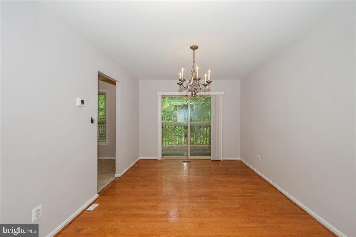 10113 Maple Leaf Dr Property Photo 7