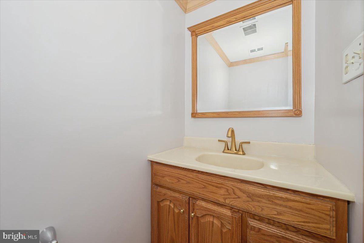 10113 Maple Leaf Dr Property Photo 21