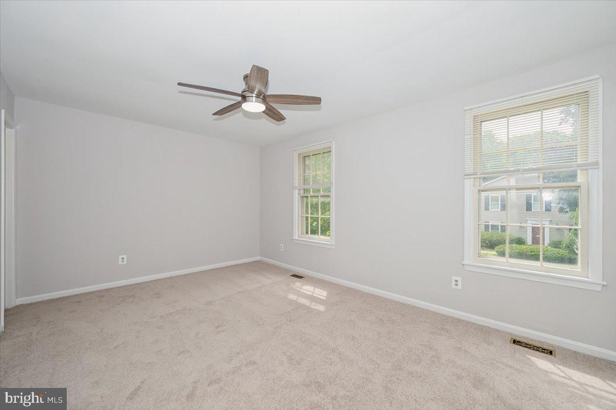 10113 Maple Leaf Dr Property Photo 24