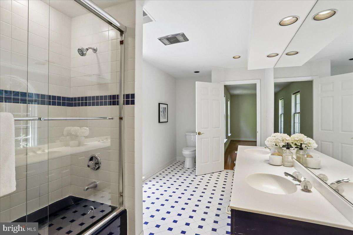 11720 Glen Ct Property Photo 66