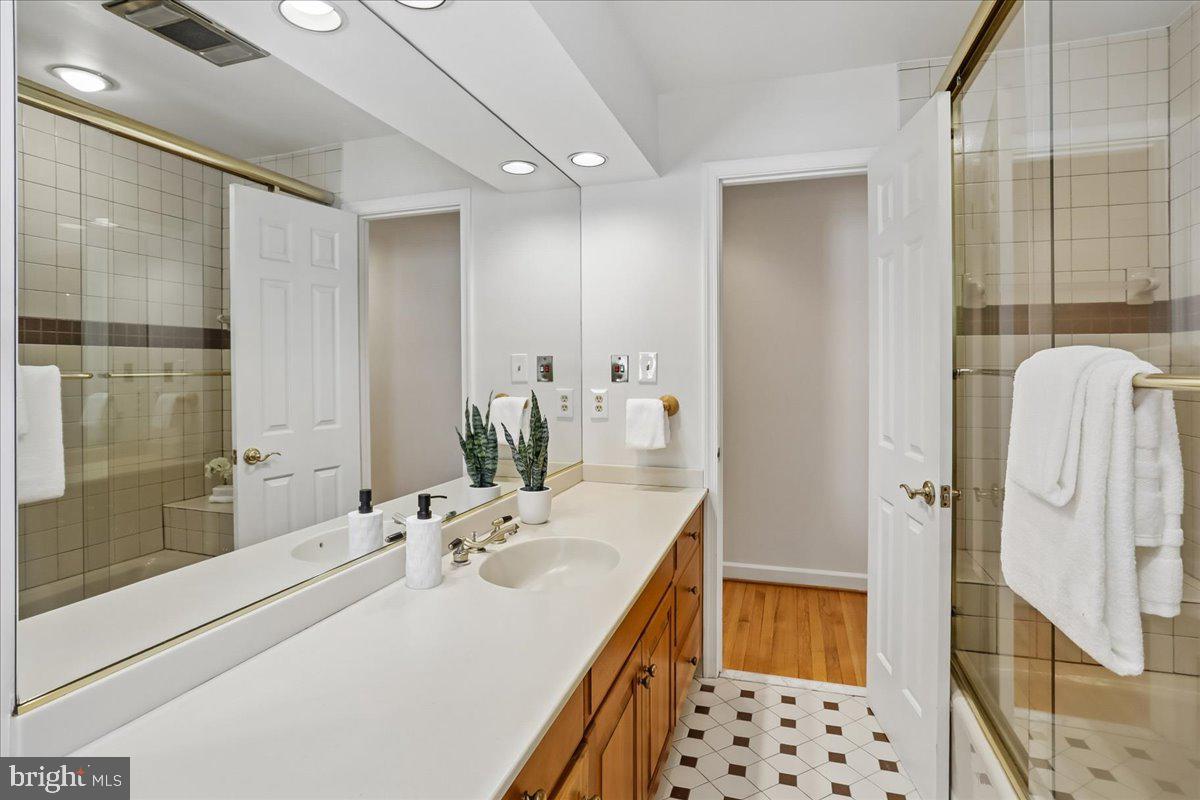 11720 Glen Ct Property Photo 81
