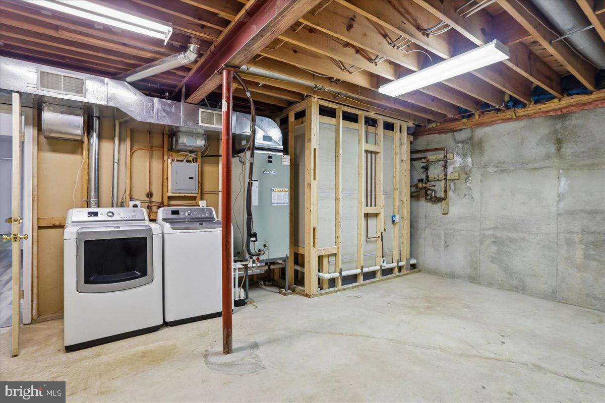 11720 Glen Ct Property Photo 98