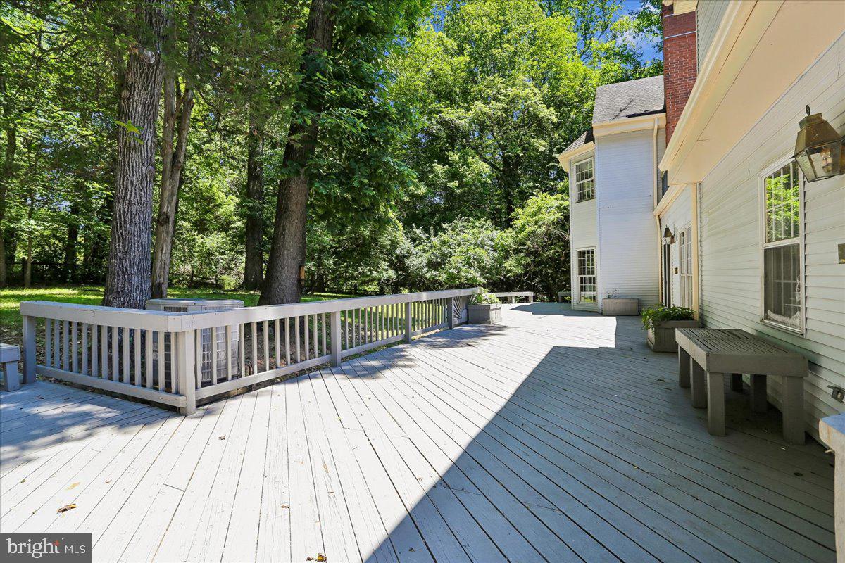 11720 Glen Ct Property Photo 103