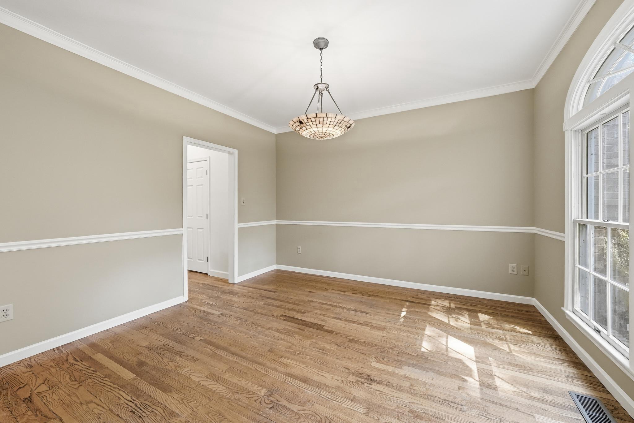15802 Radwick Ln Property Photo 10