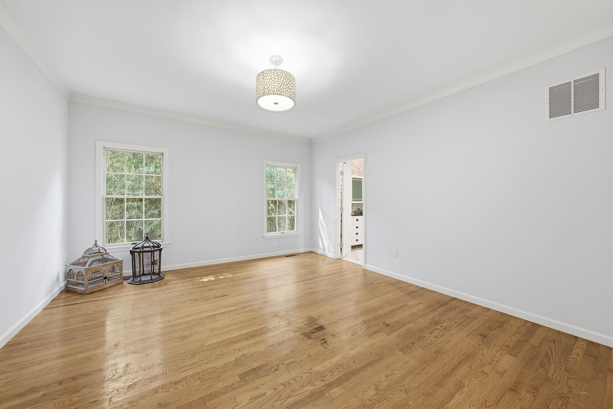 15802 Radwick Ln Property Photo 17