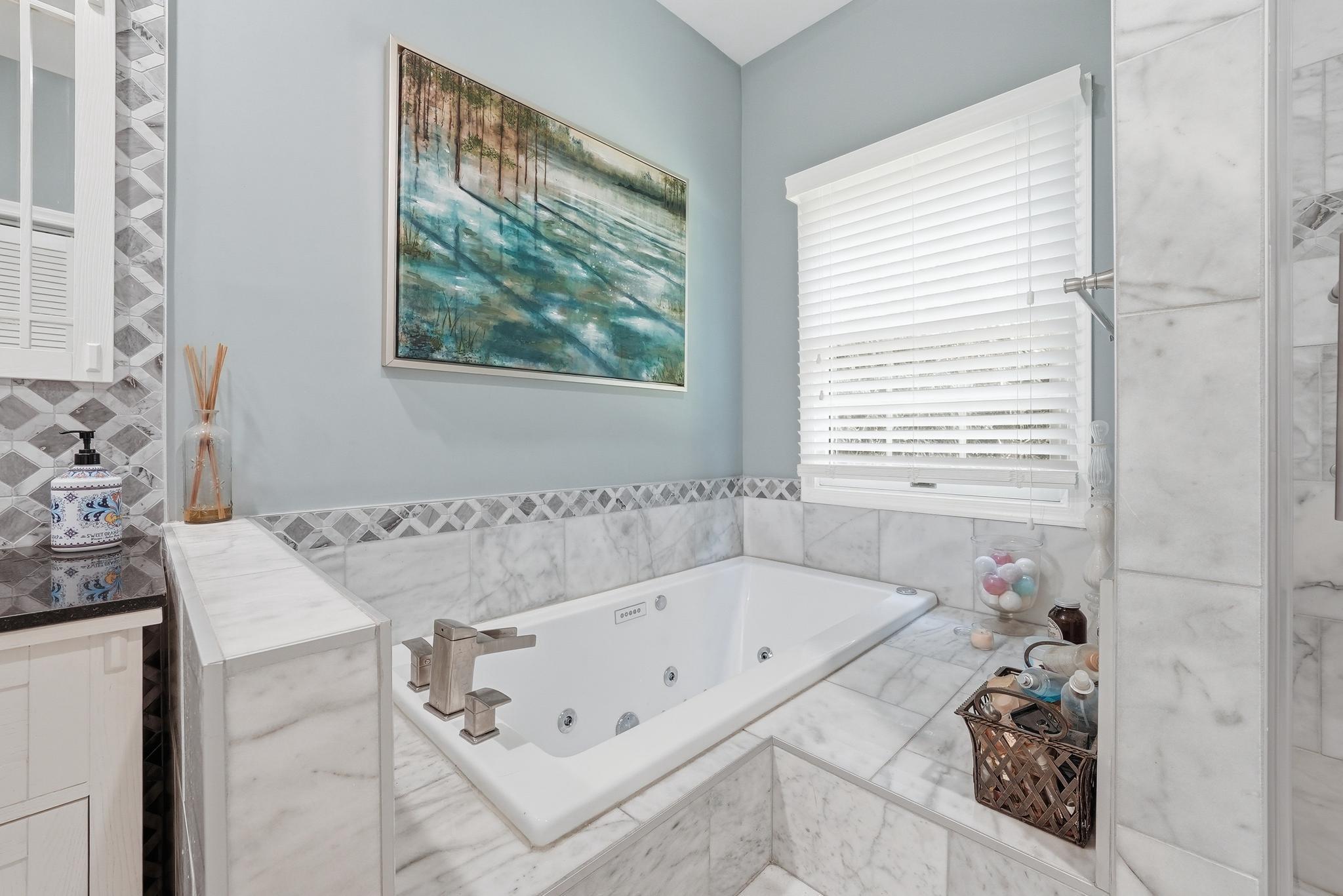 15802 Radwick Ln Property Photo 18