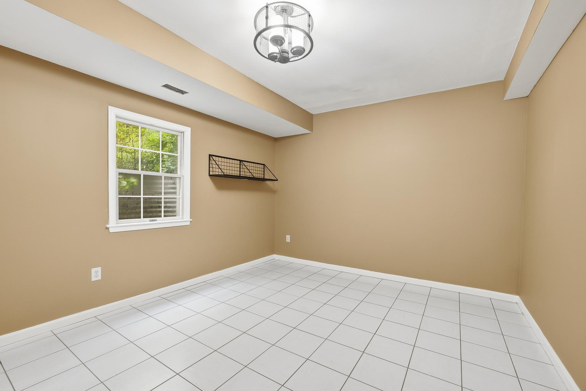 15802 Radwick Ln Property Photo 29