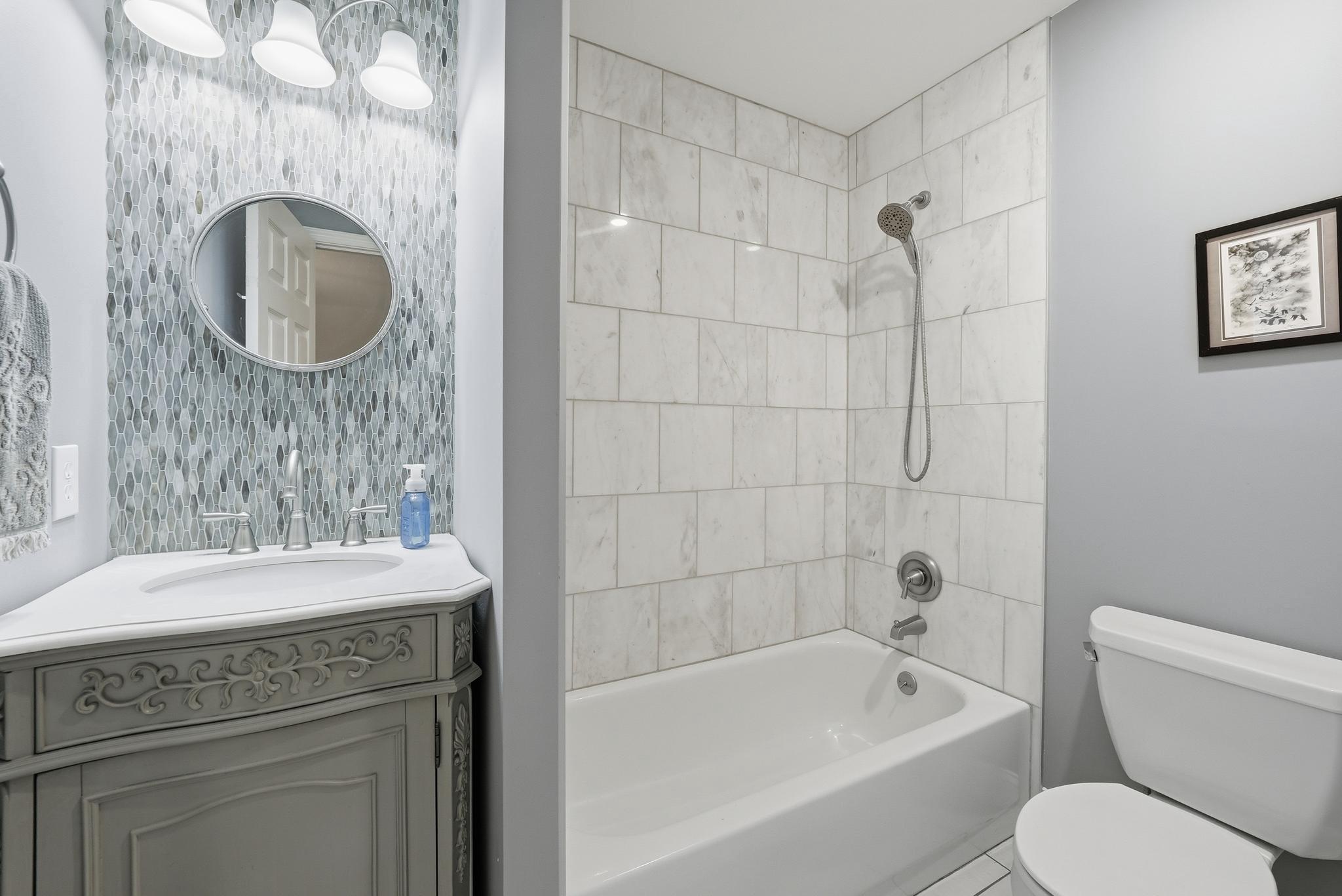 15802 Radwick Ln Property Photo 34