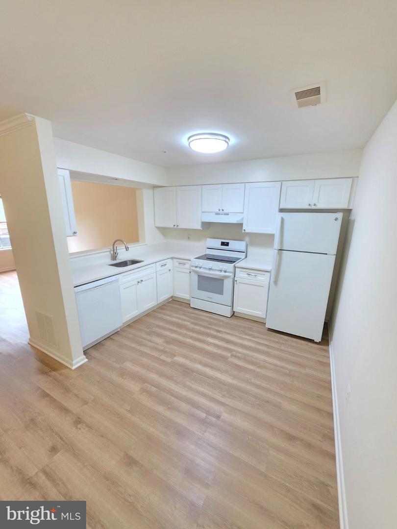 13906 Highstream Pl Property Photo 22