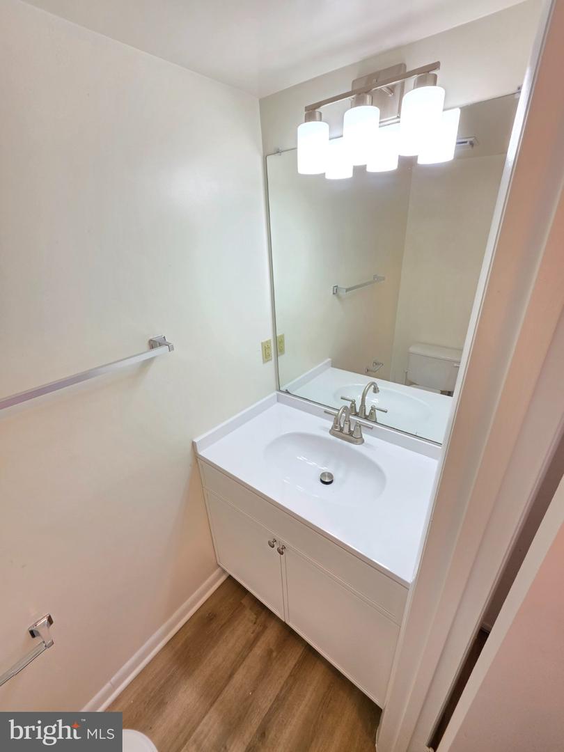 13906 Highstream Pl Property Photo 33