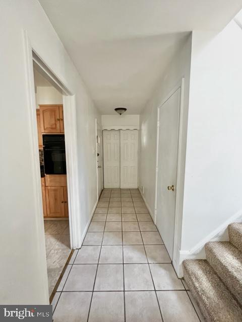 912 Hoyt St Property Photo 2