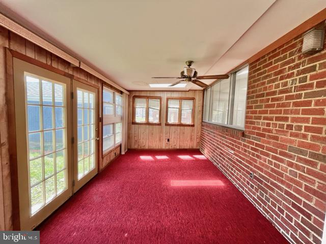 912 Hoyt St Property Photo 13