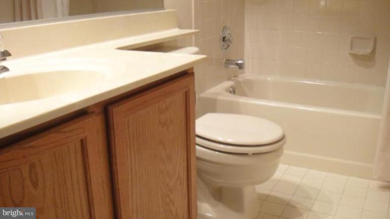 13671 Cedar Creek Ln Property Photo 24