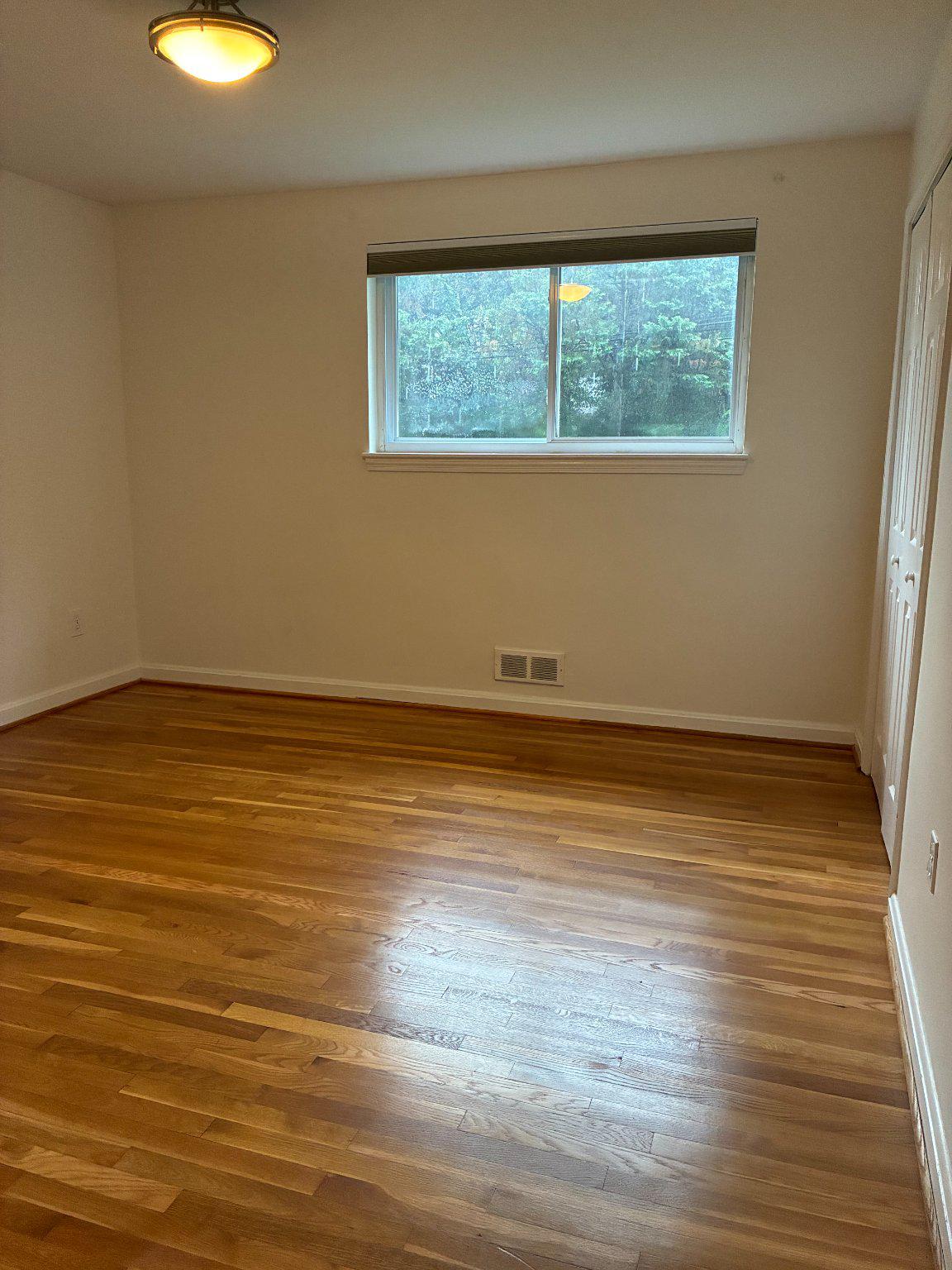 5311 Sangamore Rd Property Photo 5