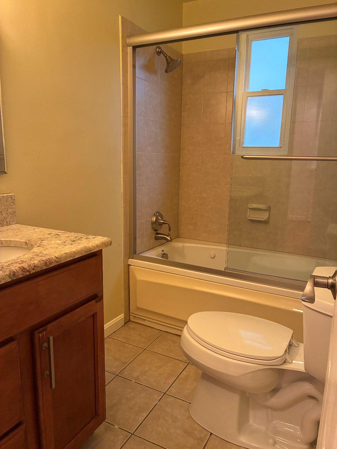 5311 Sangamore Rd Property Photo 12