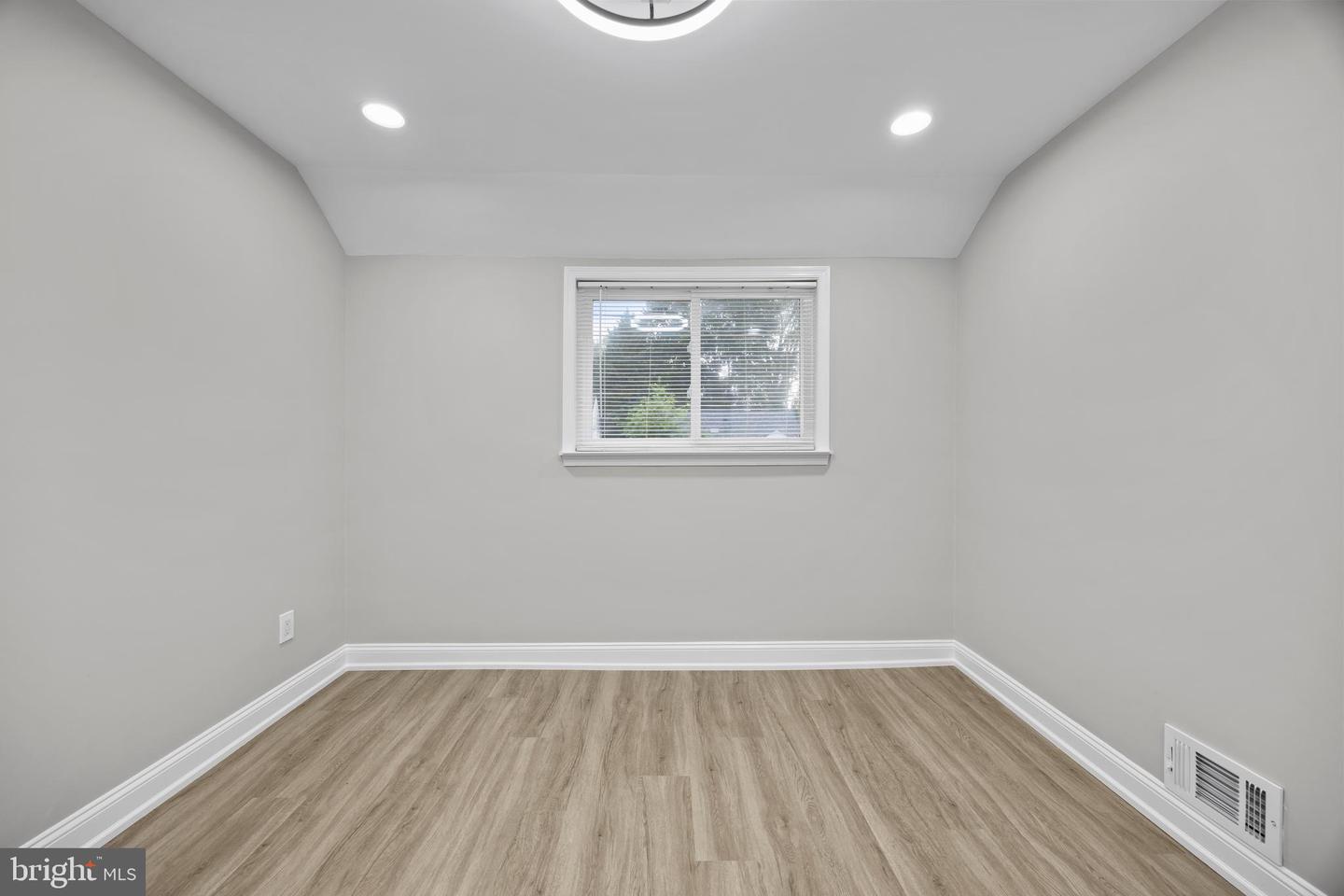12717 Holdridge Rd Property Photo 26