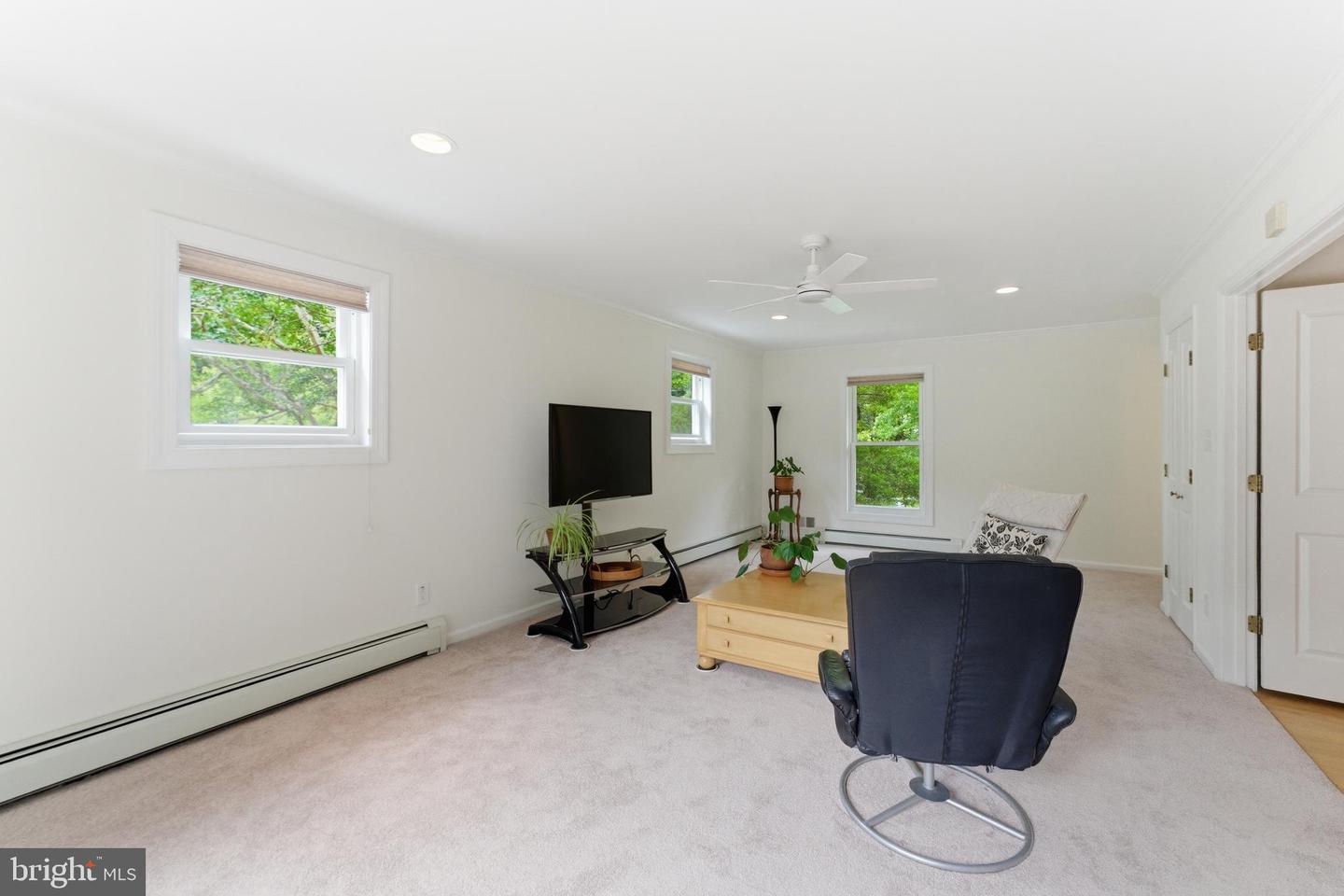 2100 Edgewater Pkwy Property Photo 16