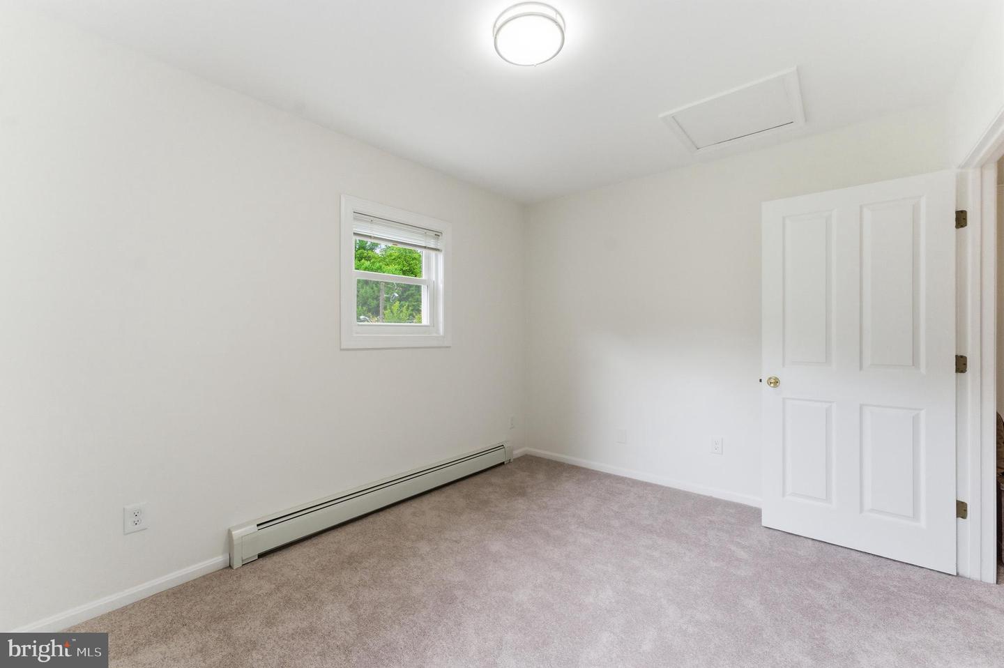 2100 Edgewater Pkwy Property Photo 19