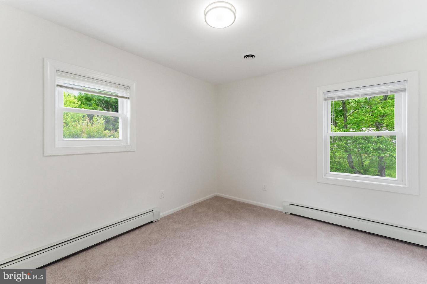 2100 Edgewater Pkwy Property Photo 22