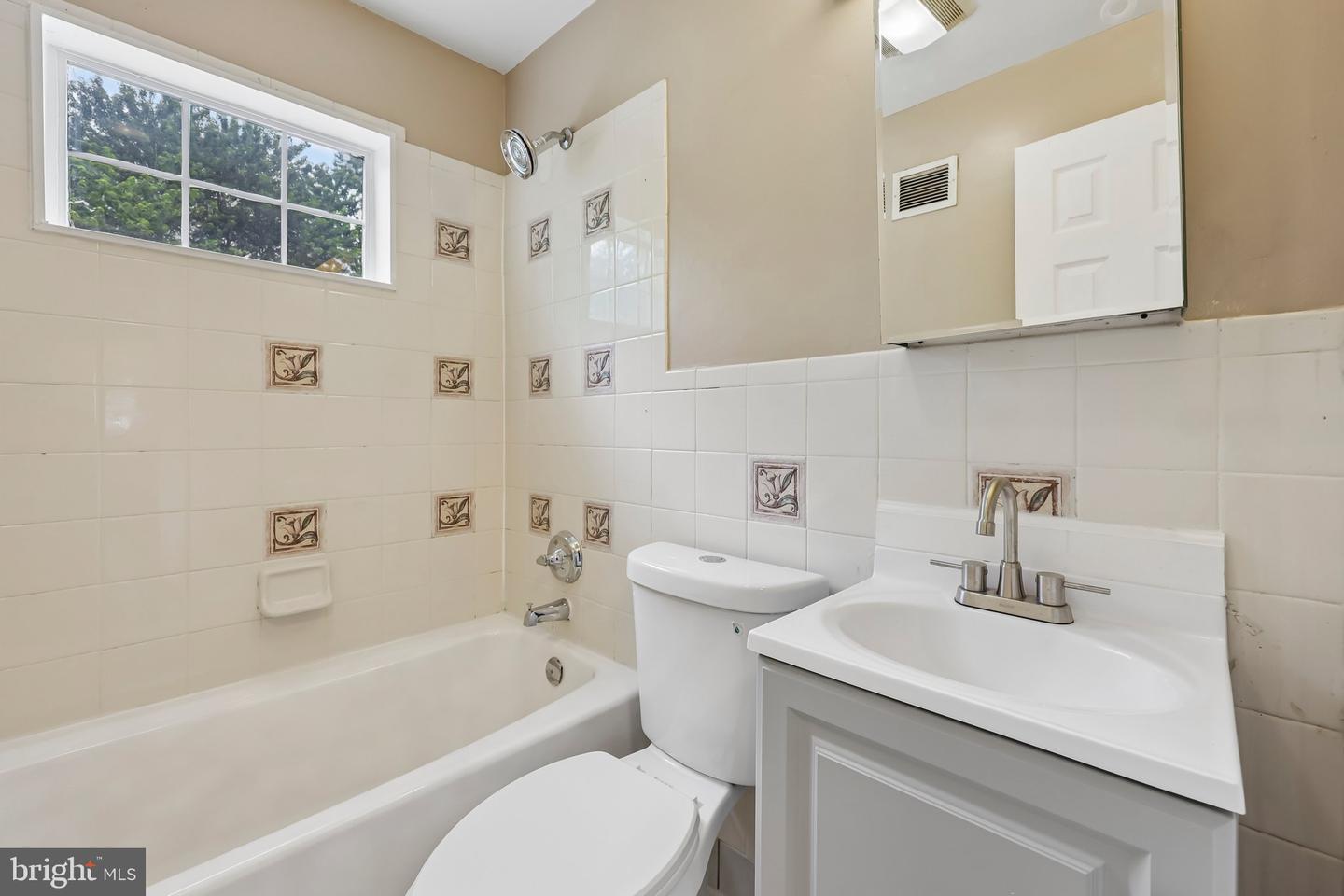 6804 New Hampshire Ave Property Photo 23