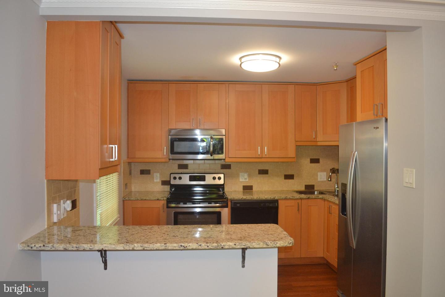 1 Ingleside Ct Property Photo 2