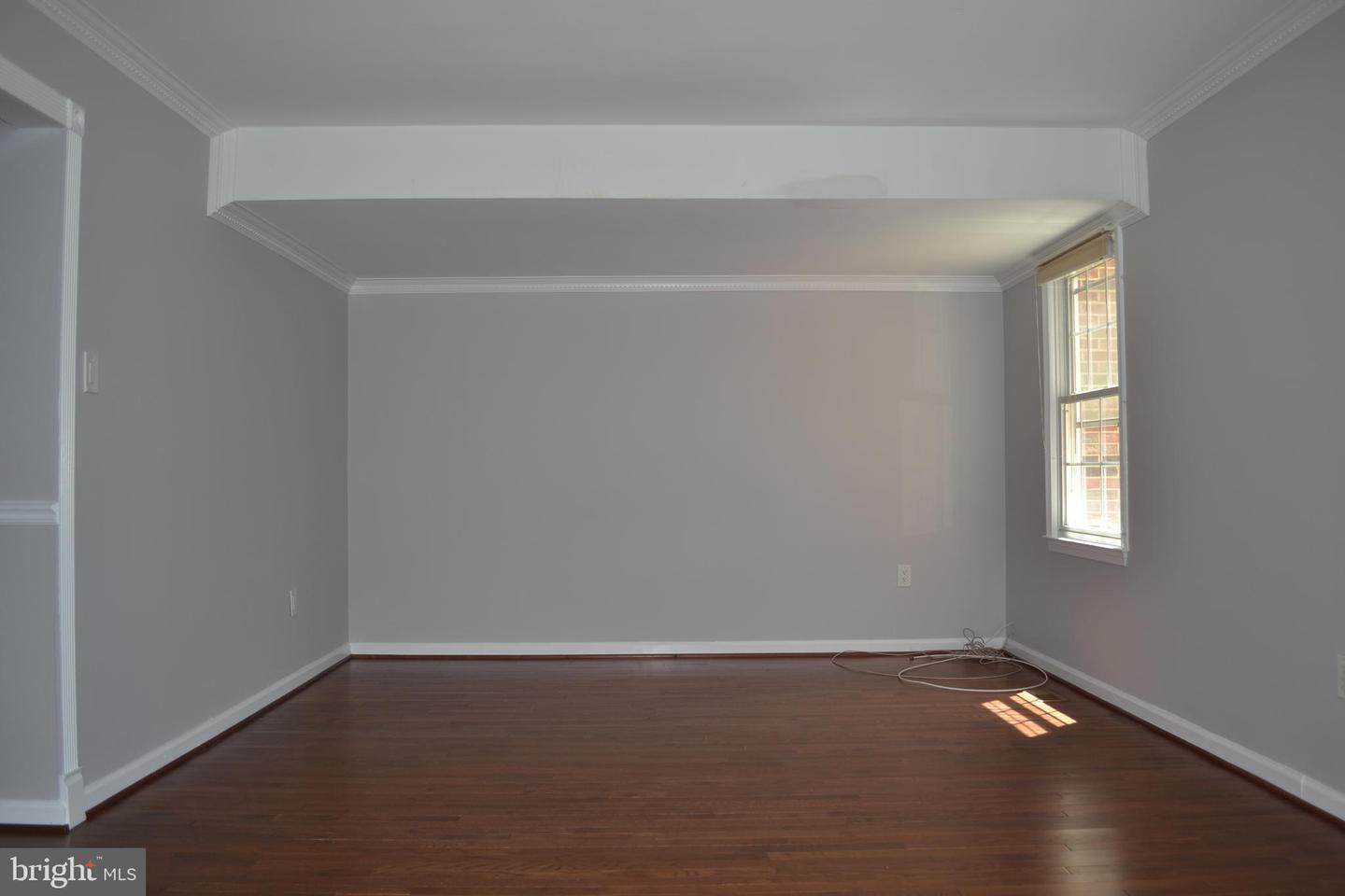 1 Ingleside Ct Property Photo 5