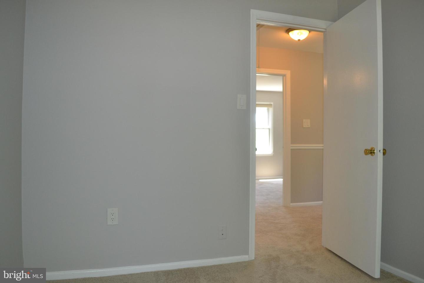 1 Ingleside Ct Property Photo 13