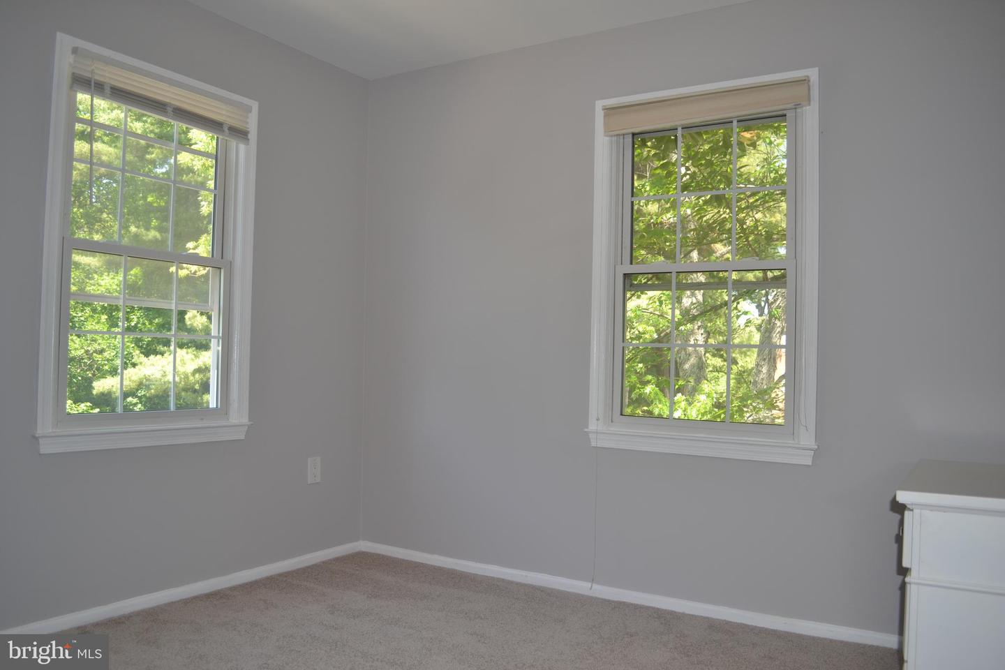 1 Ingleside Ct Property Photo 14