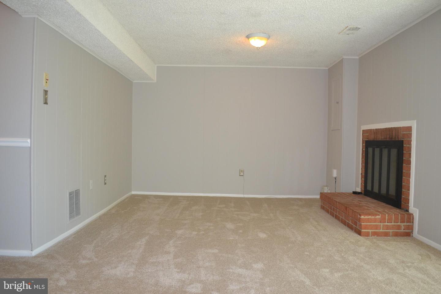 1 Ingleside Ct Property Photo 18