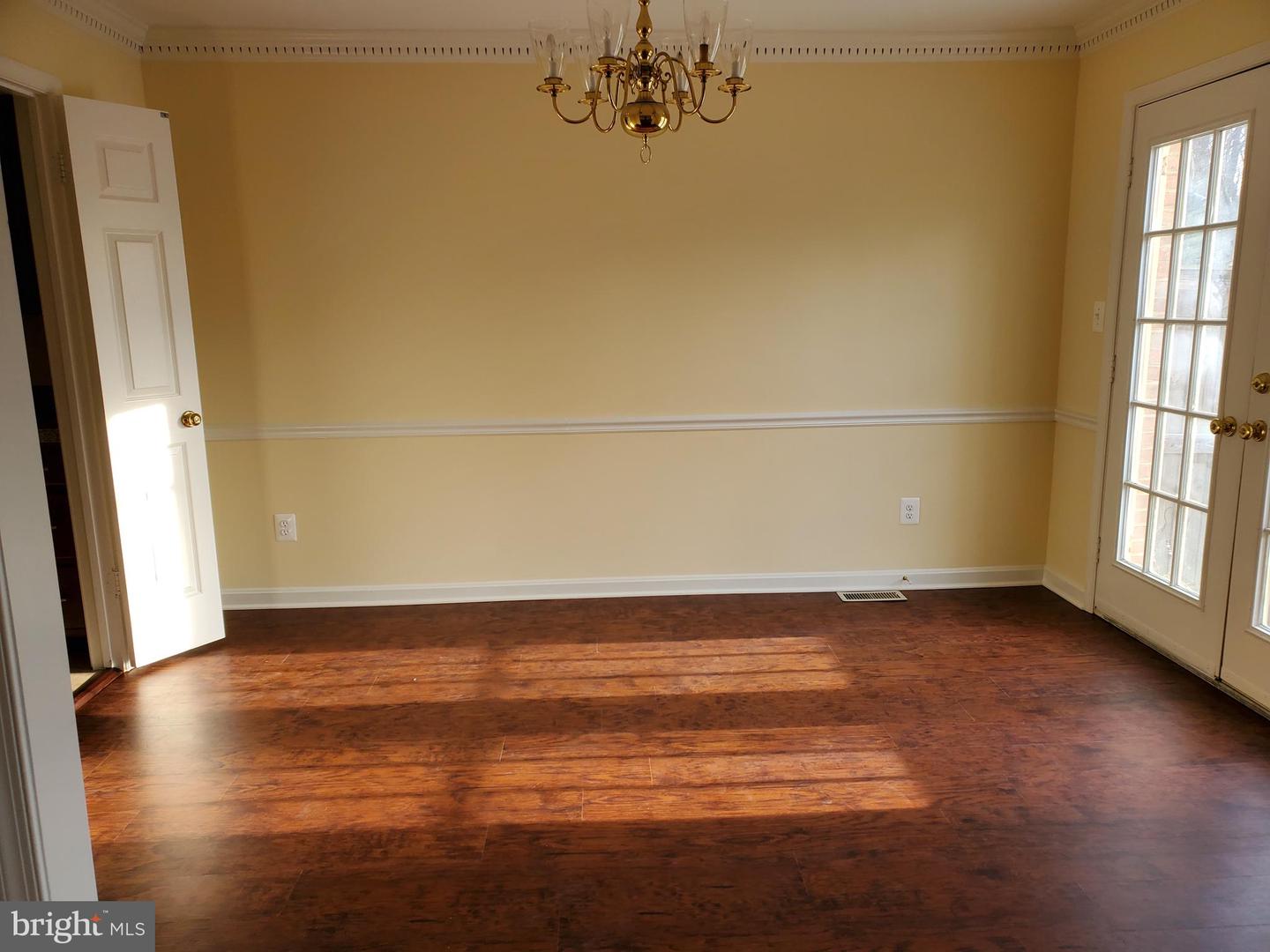 15322 Manor Village Ln Property Photo 5