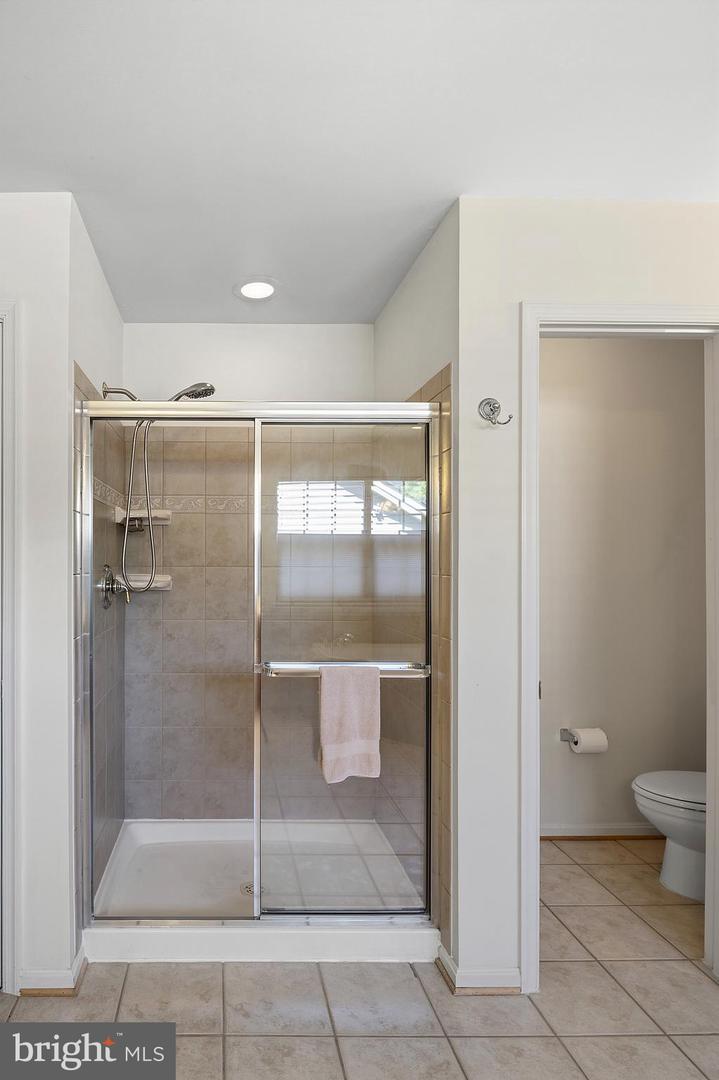 18522 Rushbrooke Dr Property Photo 33