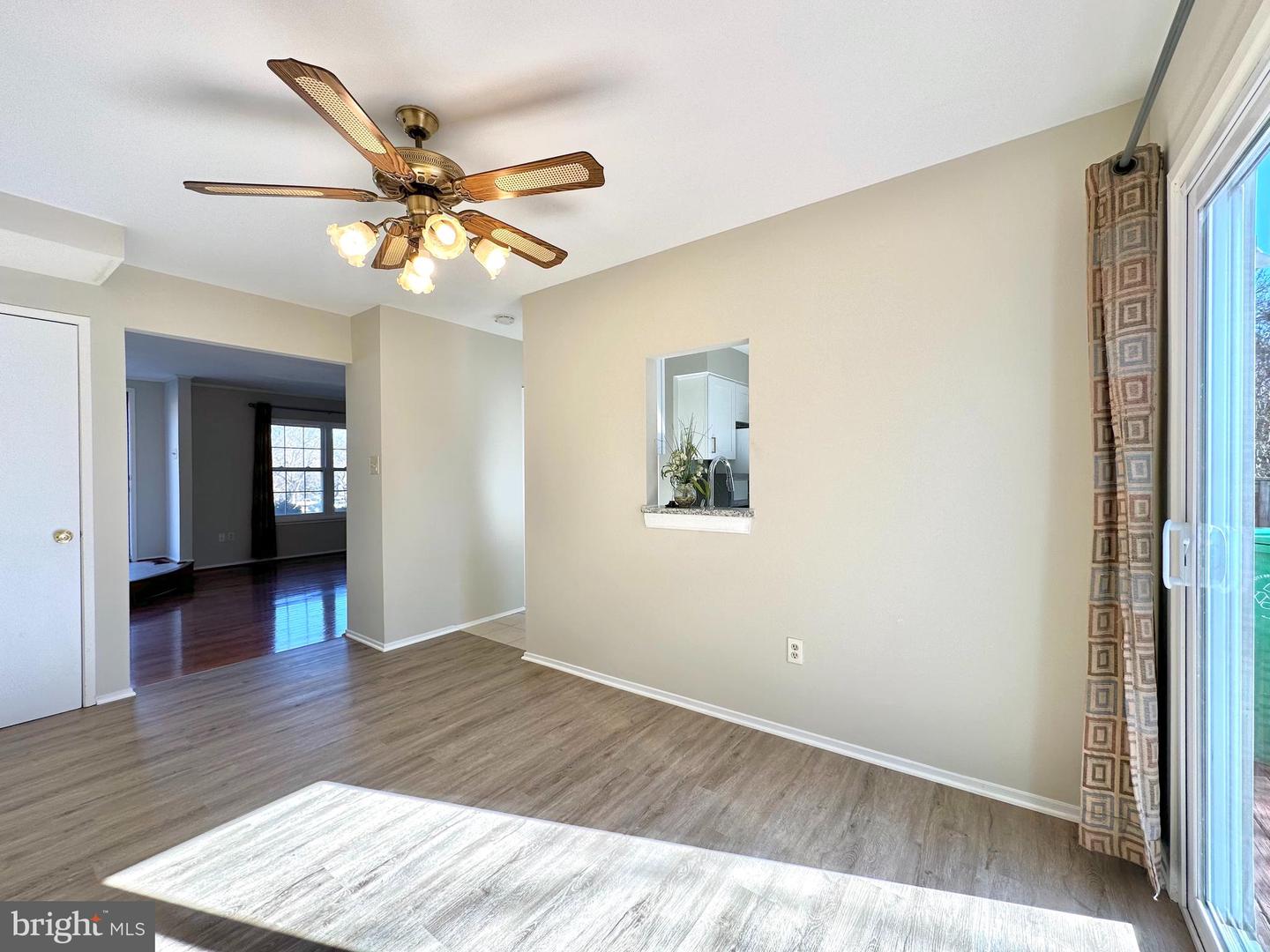 402 Carousel Ct Property Photo 12