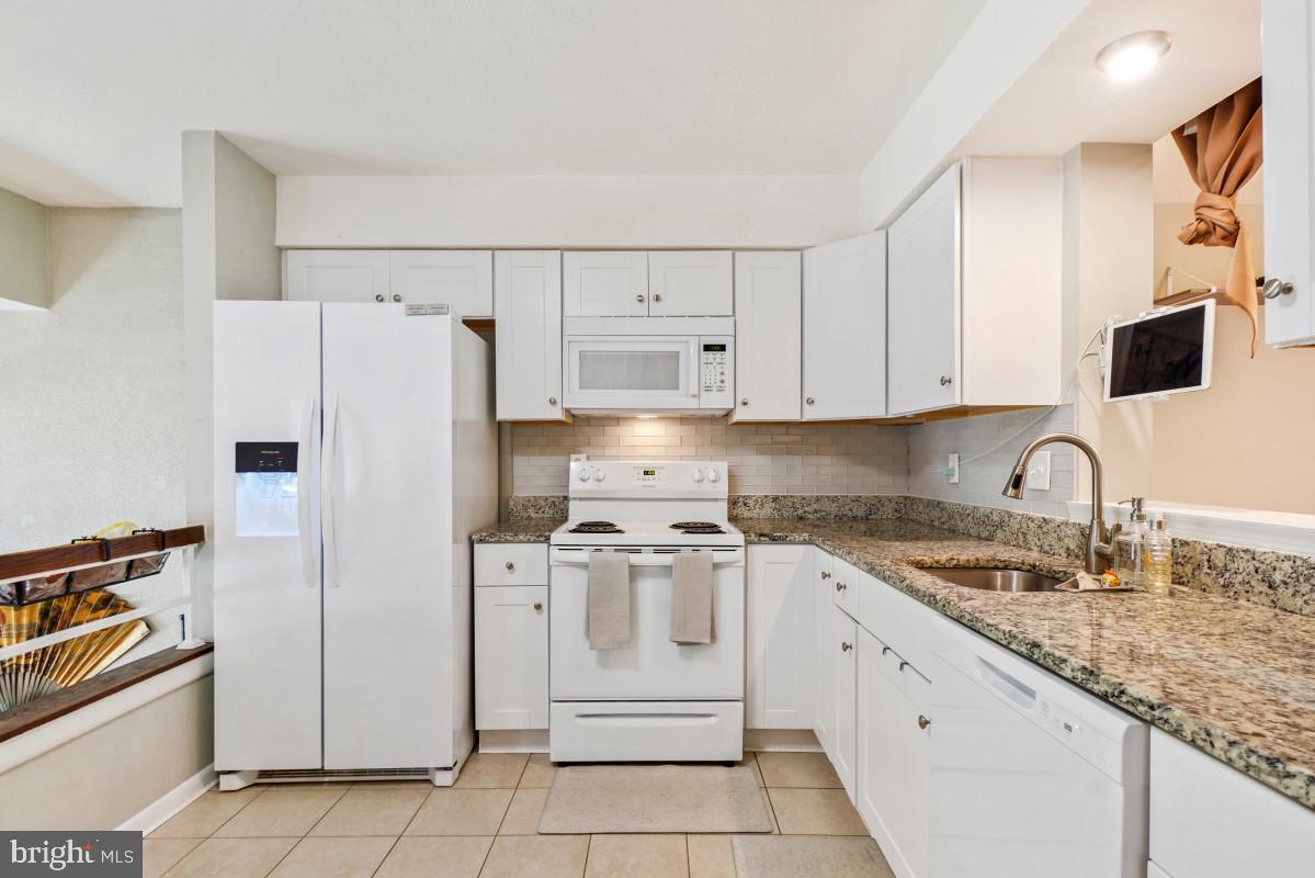20526 Summersong Ln Property Photo 12