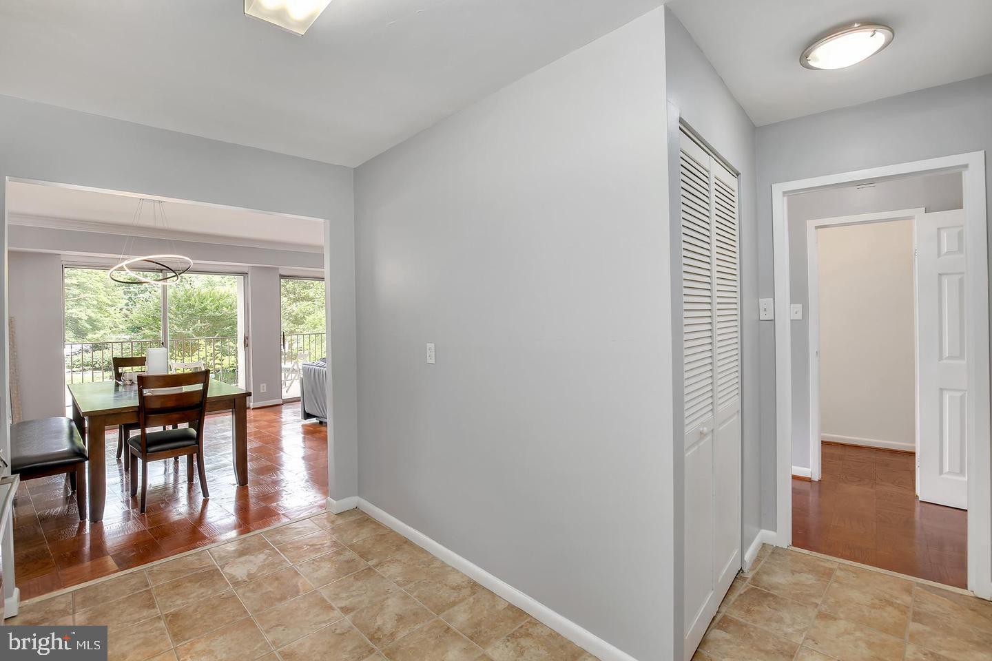 9039 Sligo Creek Pkwy #205 Property Photo 3