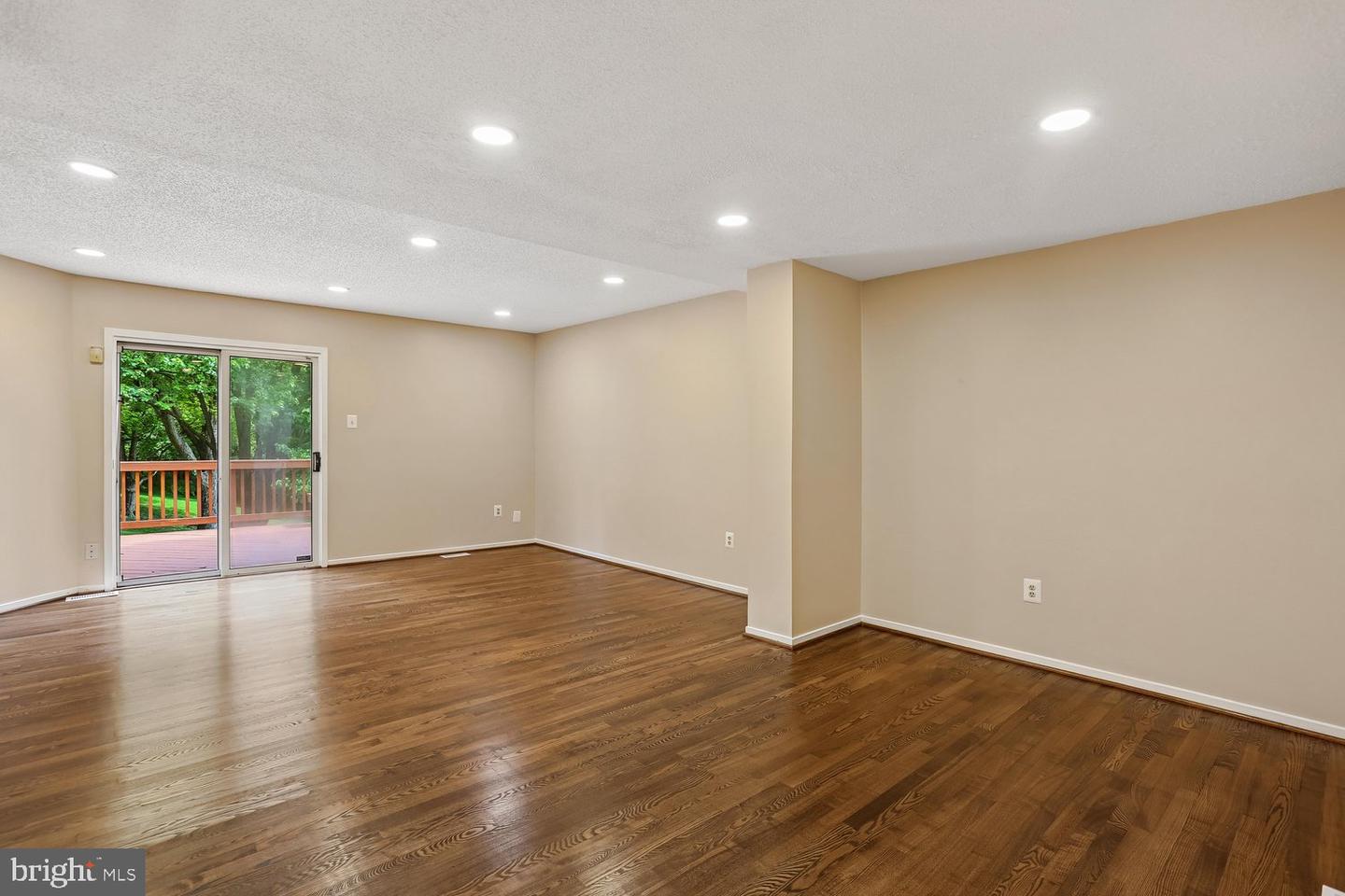 19322 Liberty Heights Ln Property Photo 14