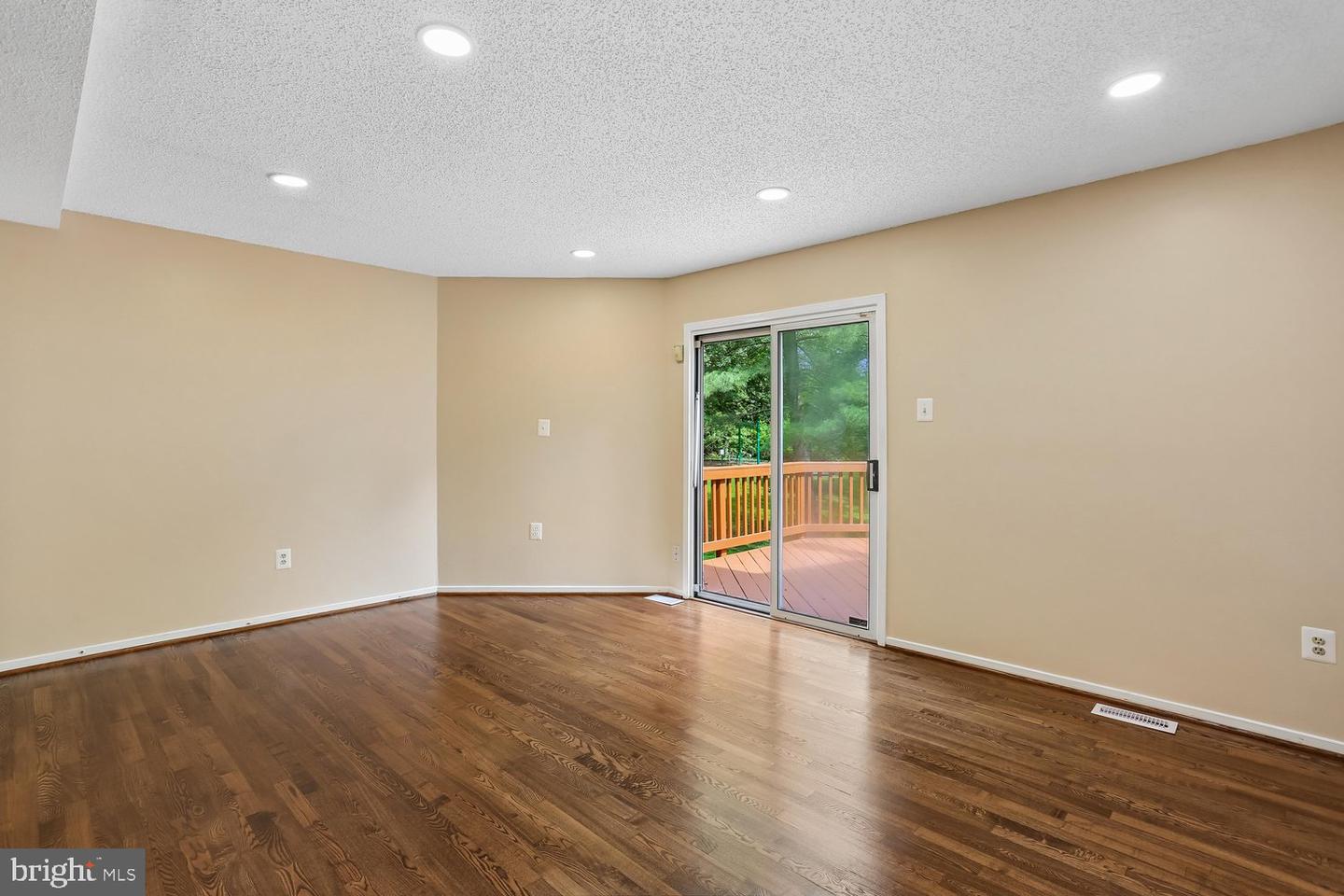 19322 Liberty Heights Ln Property Photo 16
