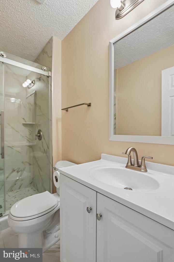 19322 Liberty Heights Ln Property Photo 32