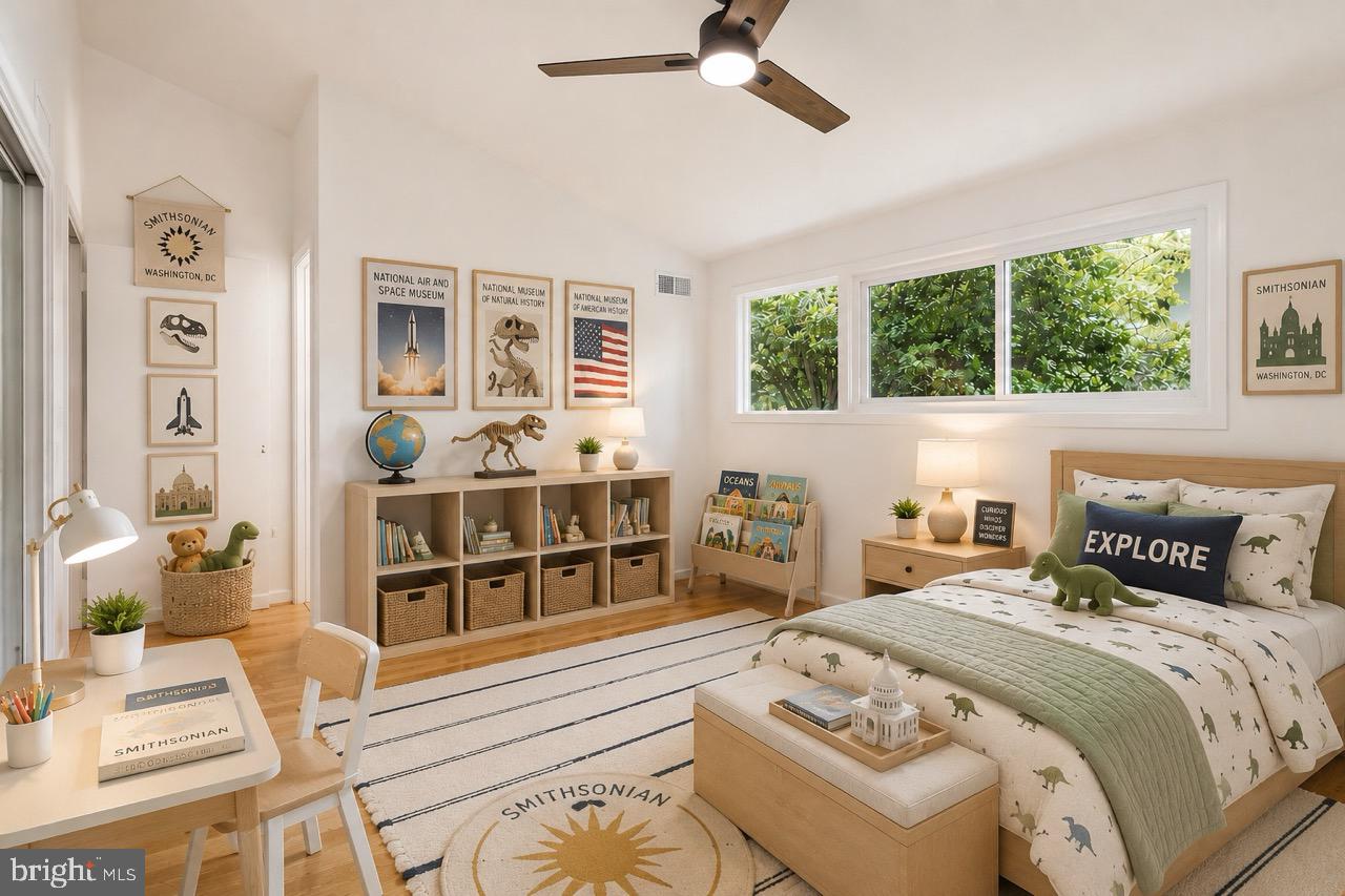 6614 Melody Ln Property Photo 11