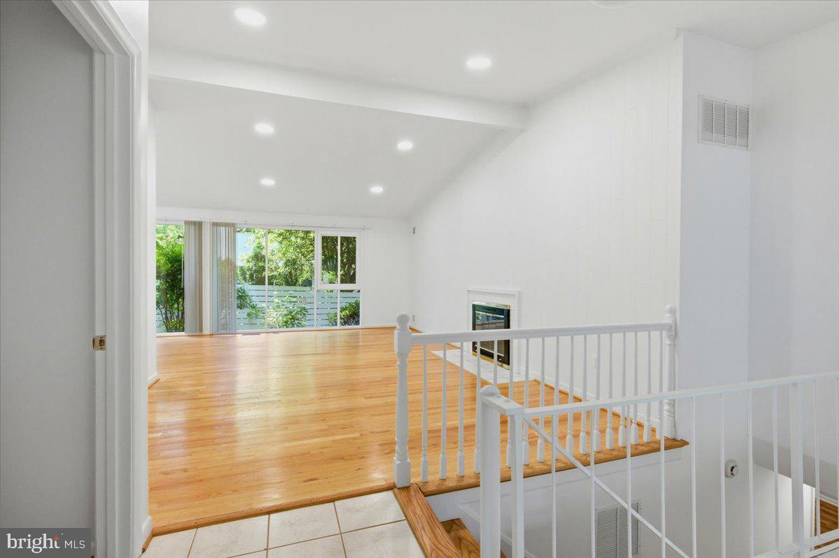 6614 Melody Ln Property Photo 19