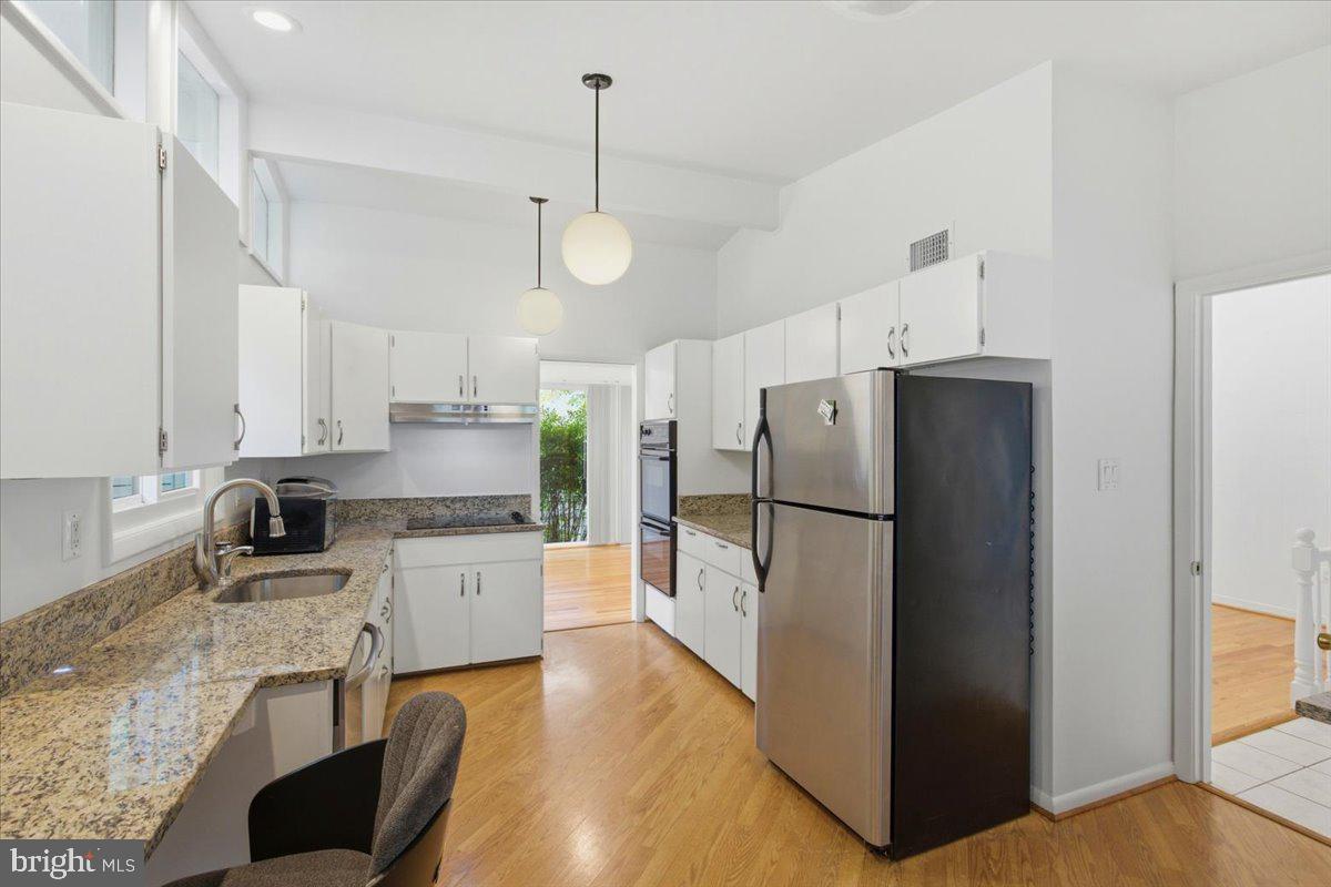 6614 Melody Ln Property Photo 25