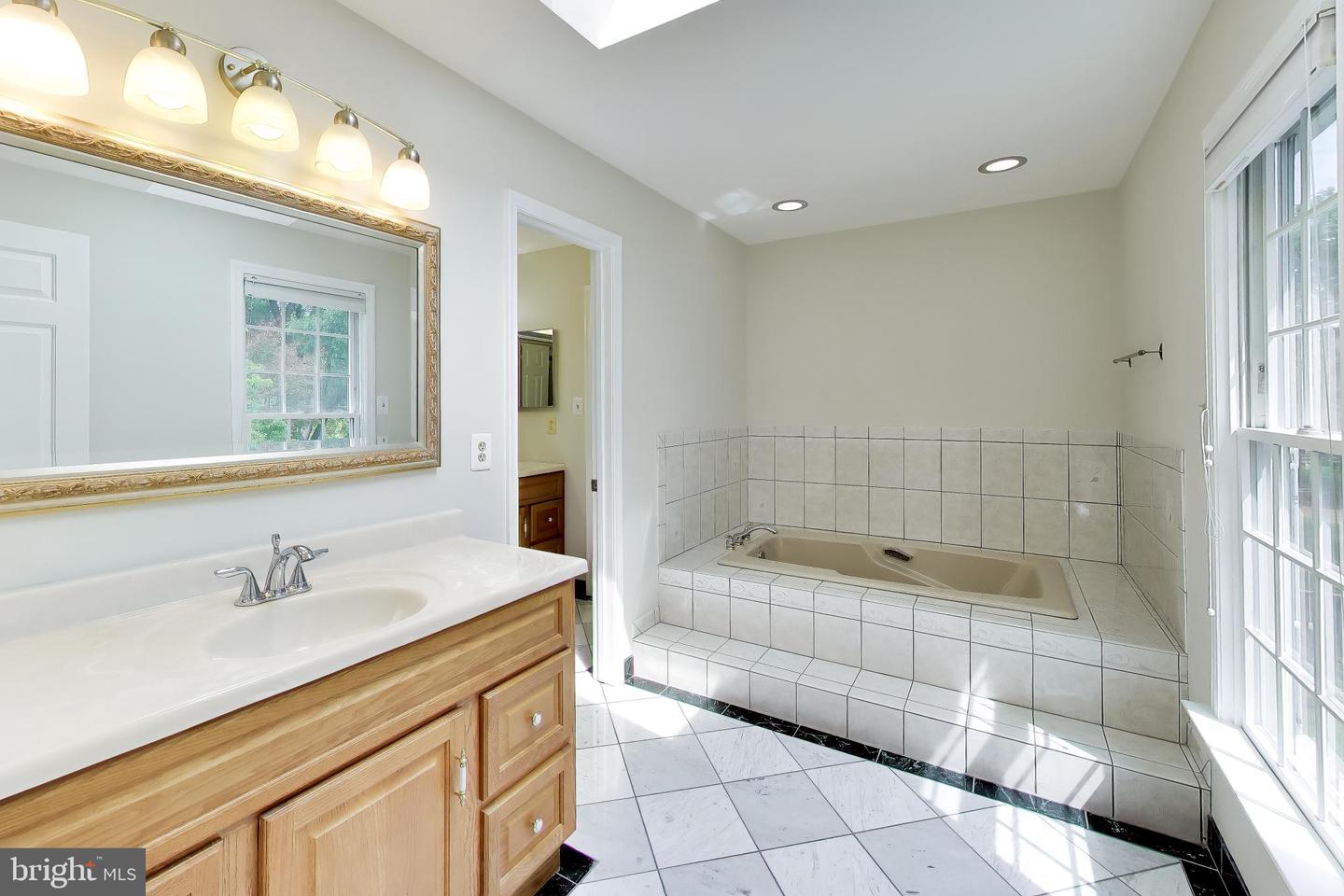 17105 Macduff Ave Property Photo 33