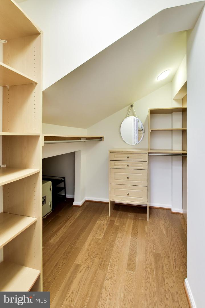 17105 Macduff Ave Property Photo 36
