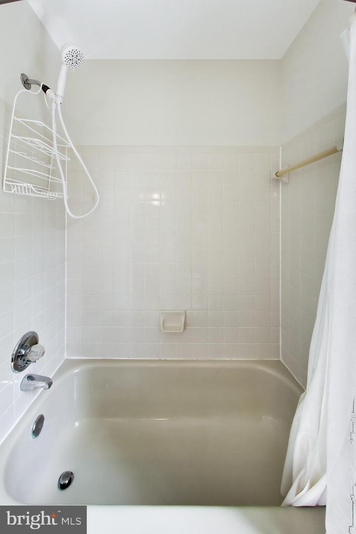 17105 Macduff Ave Property Photo 48