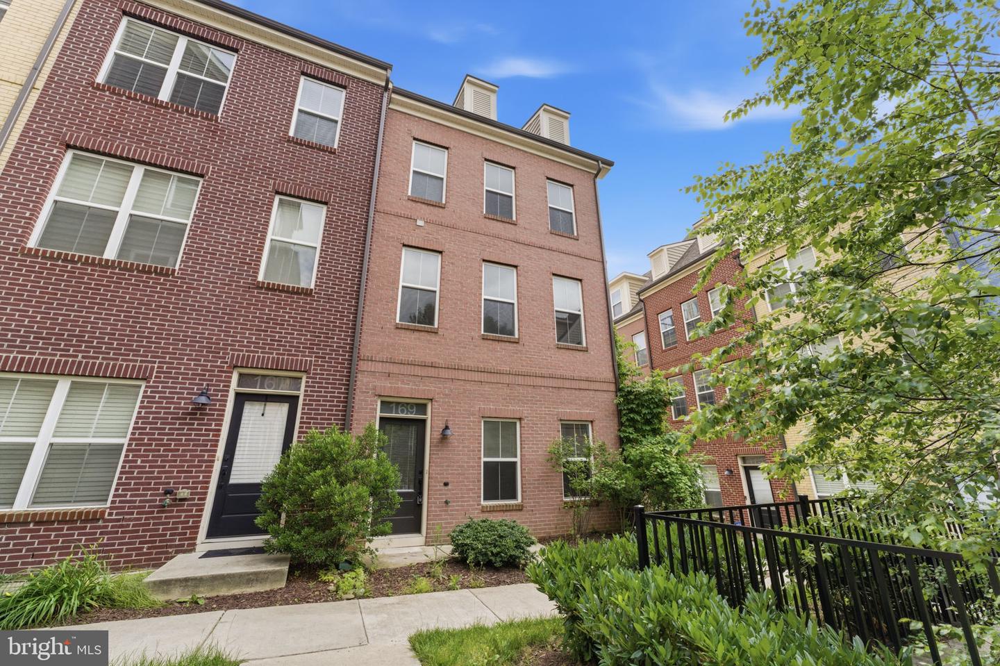 169 Kandinsky Loop Property Photo 2