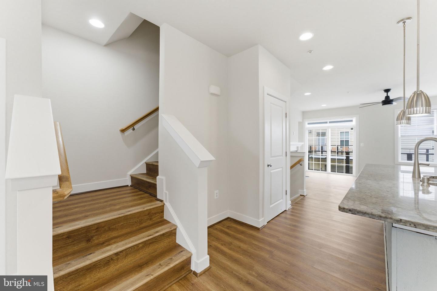 169 Kandinsky Loop Property Photo 32
