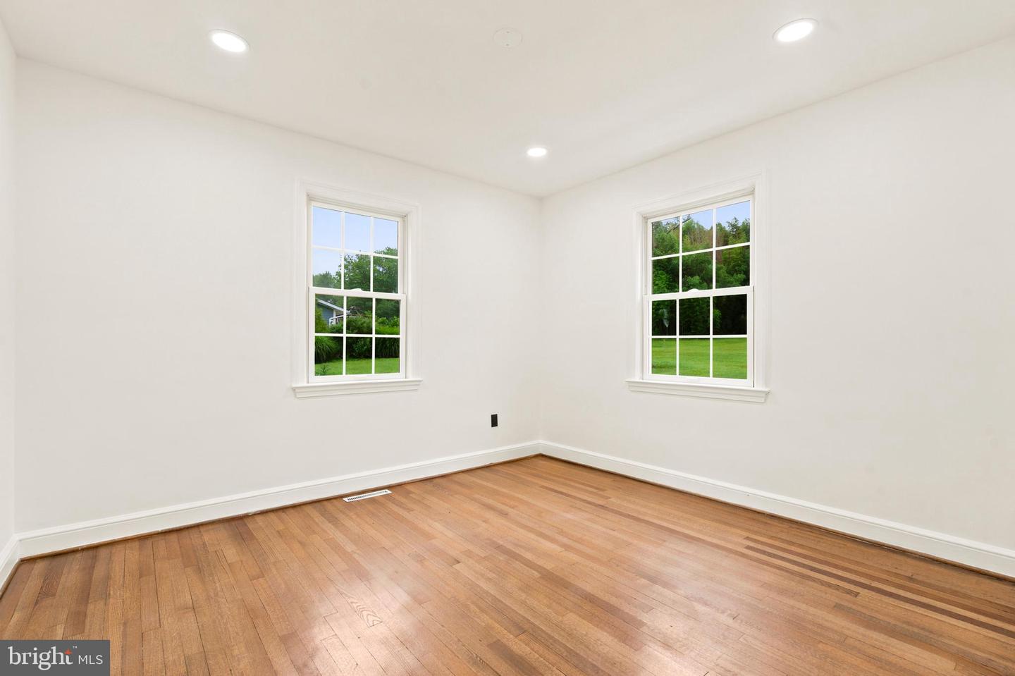 4630 Muncaster Mill Rd Property Photo 19