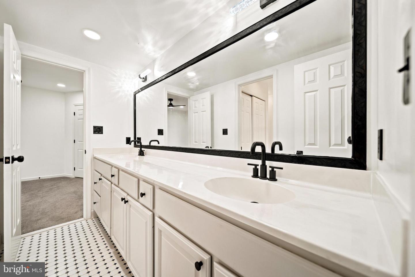 4630 Muncaster Mill Rd Property Photo 31
