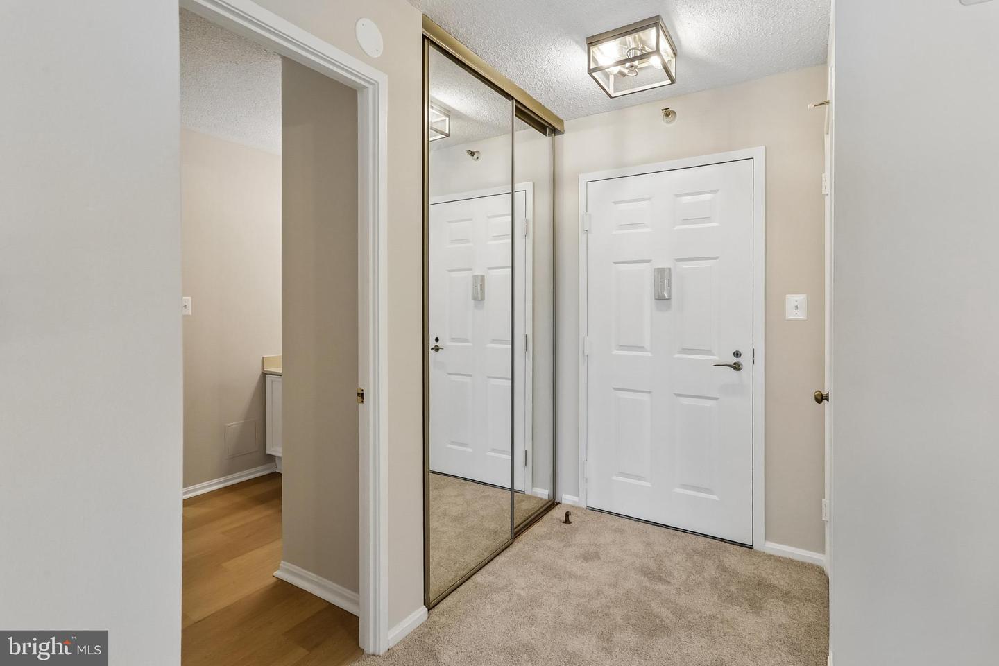 15107 Interlachen Dr #2-620 Property Photo 2