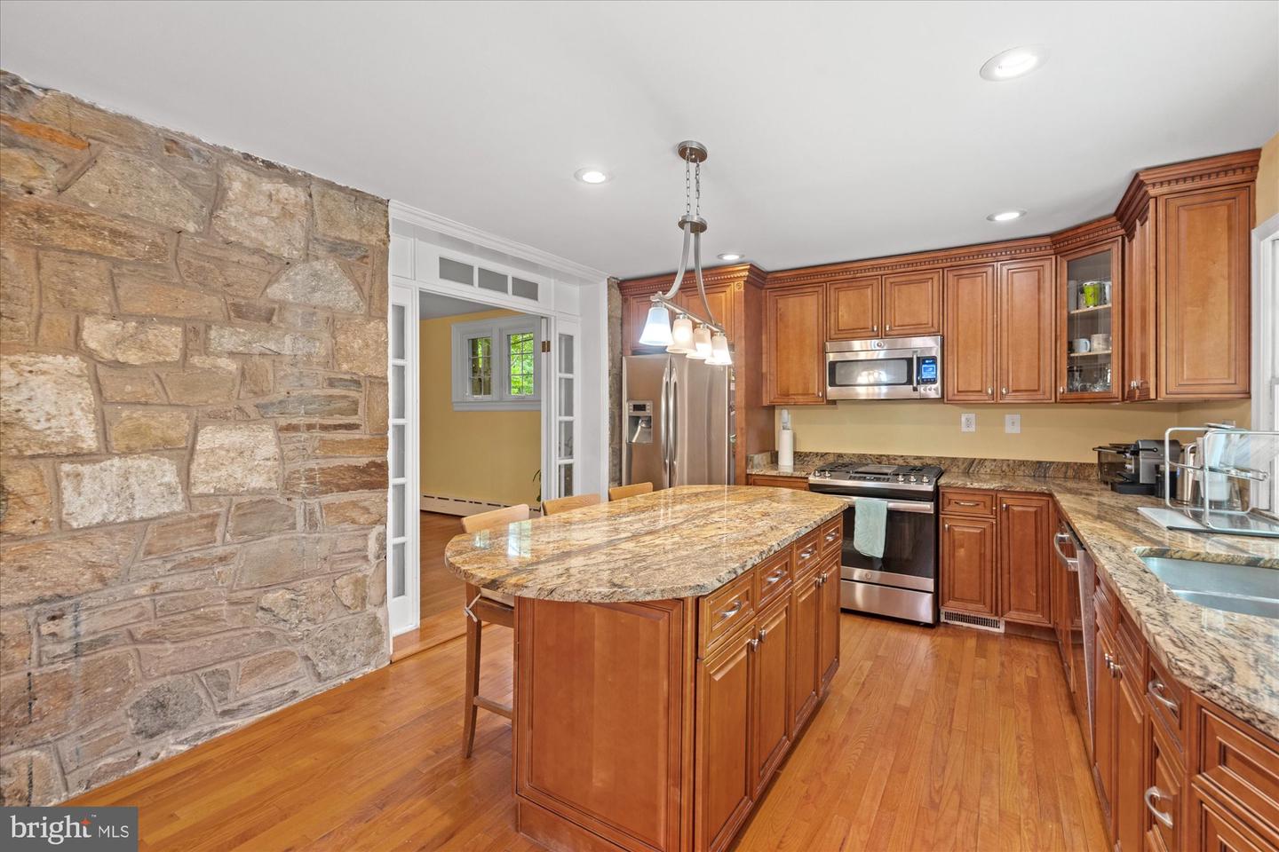 4613 Langdrum Ln Property Photo 10